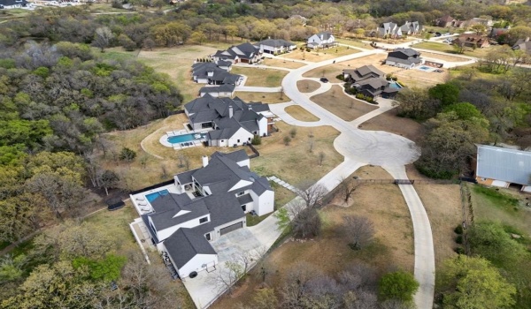 1817 Creekview Court, Argyle, TX 76226, 5 Bedrooms Bedrooms, ,7 BathroomsBathrooms,Residential,For Sale,1817 Creekview Court,20879427