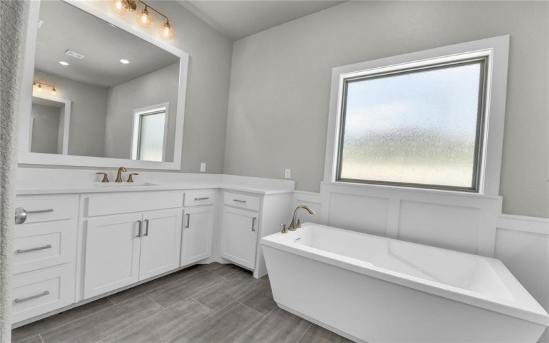 300 Tiara Trail, Fort Worth, TX 76108, 4 Bedrooms Bedrooms, ,5 BathroomsBathrooms,Residential Lease,For Rent,300 Tiara Trail,20879505
