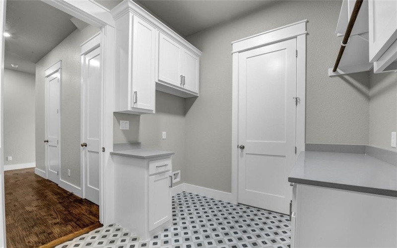 300 Tiara Trail, Fort Worth, TX 76108, 4 Bedrooms Bedrooms, ,5 BathroomsBathrooms,Residential Lease,For Rent,300 Tiara Trail,20879505