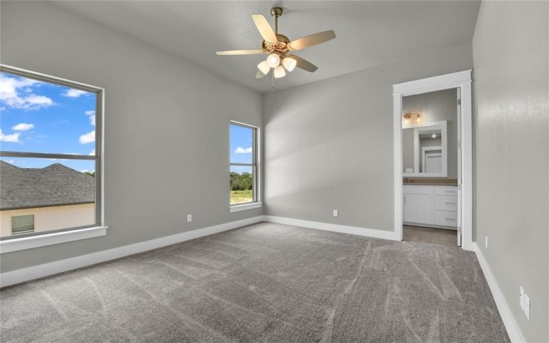 300 Tiara Trail, Fort Worth, TX 76108, 4 Bedrooms Bedrooms, ,5 BathroomsBathrooms,Residential Lease,For Rent,300 Tiara Trail,20879505