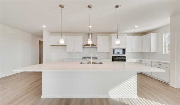 913 Baybrook Lane, Anna, TX 75409, 5 Bedrooms Bedrooms, ,5 BathroomsBathrooms,Residential,For Sale,913 Baybrook Lane,20877309