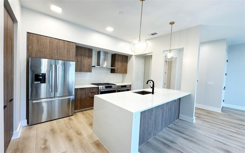 833 Van Cliburn Way #3005, Fort Worth, TX 76107, 2 Habitaciones Habitaciones , ,2 BañosBaños,Residential Lease,En Alquiler,833 Van Cliburn Way,20879528