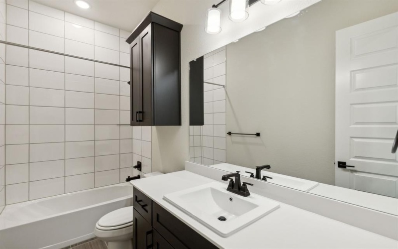 4353 Biddle Street, Midlothian, TX 76065, 4 Habitaciones Habitaciones , ,3 BañosBaños,Residential,En Venta,4353 Biddle Street,20877359
