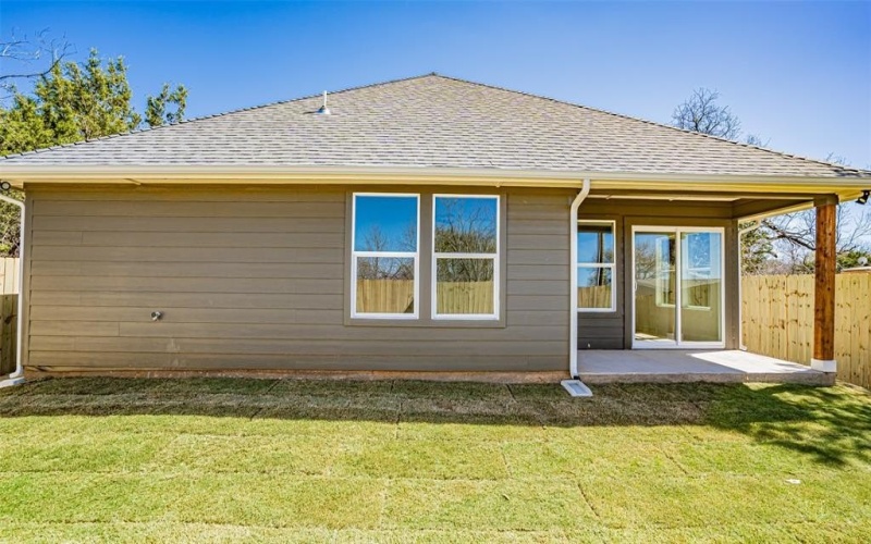 924 Bosque River Drive, Granbury, TX 76048, 3 Bedrooms Bedrooms, ,2 BathroomsBathrooms,Residential,For Sale,924 Bosque River Drive,20877451