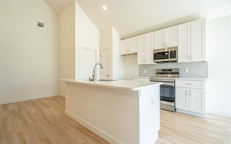 924 Bosque River Drive, Granbury, TX 76048, 3 Bedrooms Bedrooms, ,2 BathroomsBathrooms,Residential,For Sale,924 Bosque River Drive,20877451