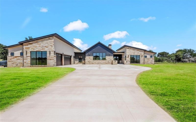 12 Crocket Valley Court, Strawn, TX 76475, 4 Bedrooms Bedrooms, ,5 BathroomsBathrooms,Residential,For Sale,12 Crocket Valley Court,20879699
