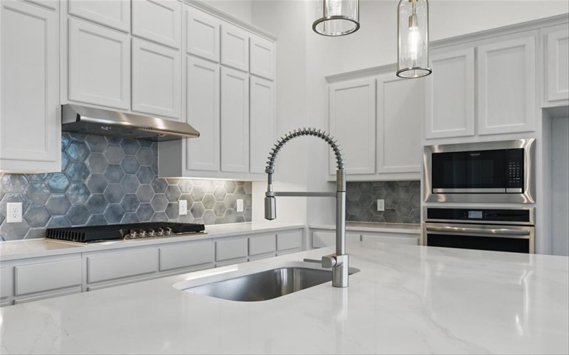1134 Canterbury Lane, Forney, TX 75126, 4 Habitaciones Habitaciones , ,2 BañosBaños,Residential,En Venta,1134 Canterbury Lane,20879802