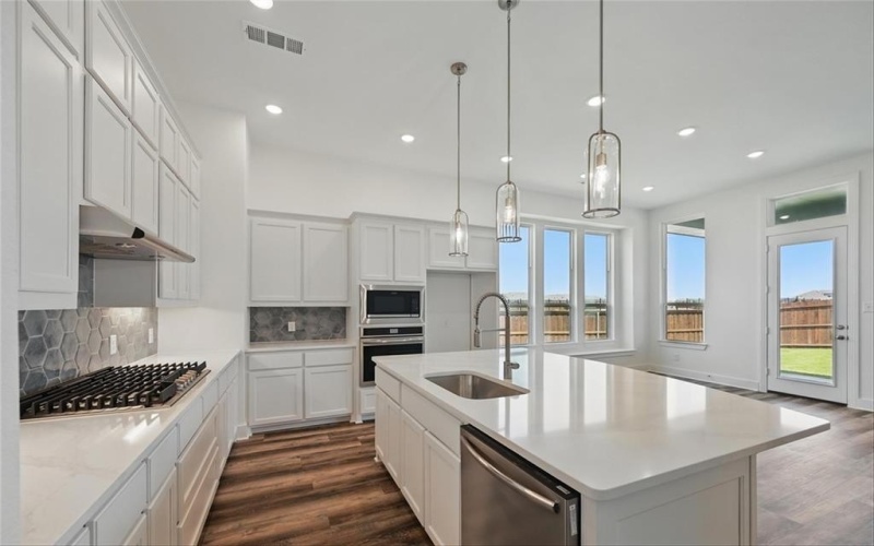 1134 Canterbury Lane, Forney, TX 75126, 4 Habitaciones Habitaciones , ,2 BañosBaños,Residential,En Venta,1134 Canterbury Lane,20879802