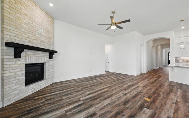 1134 Canterbury Lane, Forney, TX 75126, 4 Habitaciones Habitaciones , ,2 BañosBaños,Residential,En Venta,1134 Canterbury Lane,20879802