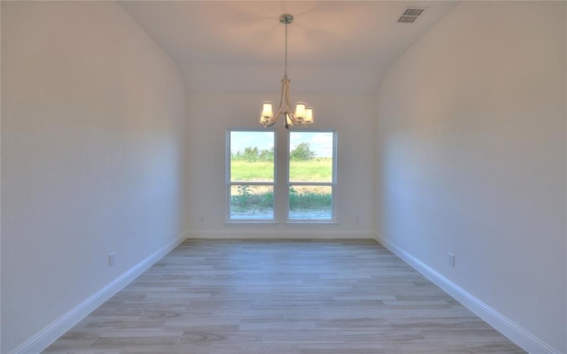 10171 blue jay Lane, Benbrook, TX 76126, 4 Bedrooms Bedrooms, ,3 BathroomsBathrooms,Residential,For Sale,10171 blue jay Lane,20879843
