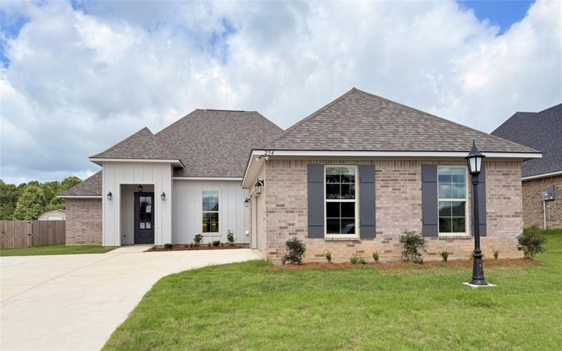 234 Woodcrest Drive, Stonewall, LA 71078, 4 Habitaciones Habitaciones , ,3 BañosBaños,Residential,En Venta,234 Woodcrest Drive,20879876