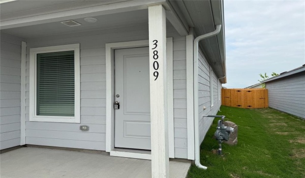 3809 Selawik Street, Sherman, TX 75090, 4 Bedrooms Bedrooms, ,2 BathroomsBathrooms,Residential Lease,For Rent,3809 Selawik Street,20877866