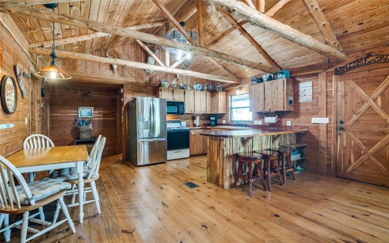 18062 Nelson Loop, Streetman, TX 75859, 2 Bedrooms Bedrooms, ,3 BathroomsBathrooms,Residential,For Sale,18062 Nelson Loop,20880643