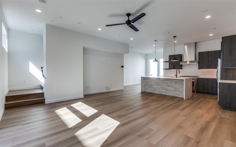 3612 San Jacinto Street #105, Dallas, TX 75204, 3 Habitaciones Habitaciones , ,3 BañosBaños,Residential Lease,En Alquiler,3612 San Jacinto Street,20880860