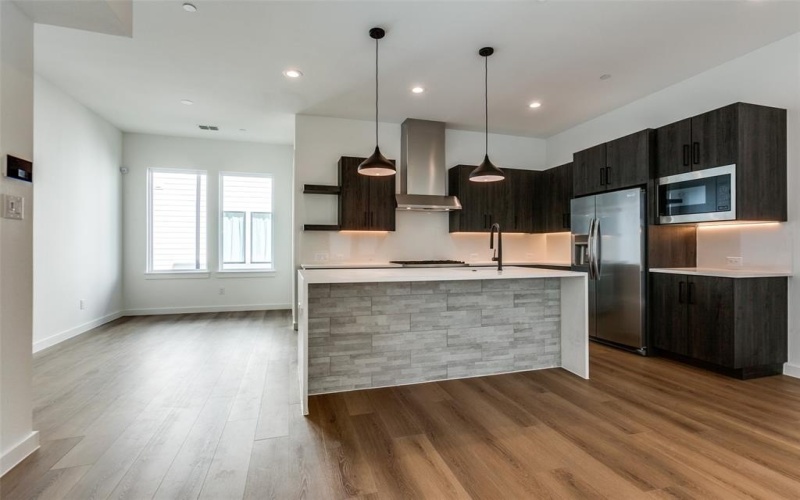 3612 San Jacinto Street #105, Dallas, TX 75204, 3 Habitaciones Habitaciones , ,3 BañosBaños,Residential Lease,En Alquiler,3612 San Jacinto Street,20880860