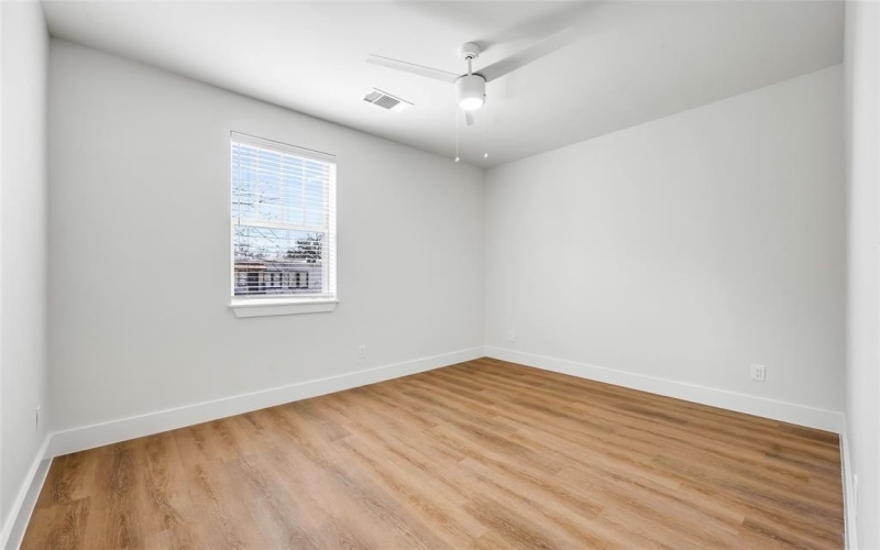 5313 Reiger Avenue #202, Dallas, TX 75214, 1 Bedroom Bedrooms, ,1 BathroomBathrooms,Residential Lease,For Rent,5313 Reiger Avenue,20880895