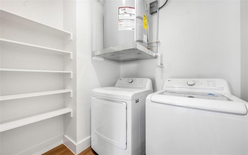 5313 Reiger Avenue #202, Dallas, TX 75214, 1 Bedroom Bedrooms, ,1 BathroomBathrooms,Residential Lease,For Rent,5313 Reiger Avenue,20880895