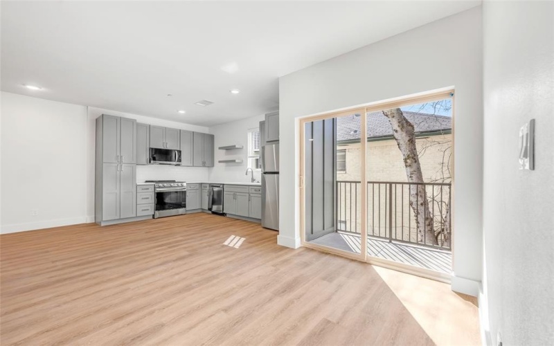 5313 Reiger Avenue #202, Dallas, TX 75214, 1 Bedroom Bedrooms, ,1 BathroomBathrooms,Residential Lease,For Rent,5313 Reiger Avenue,20880895