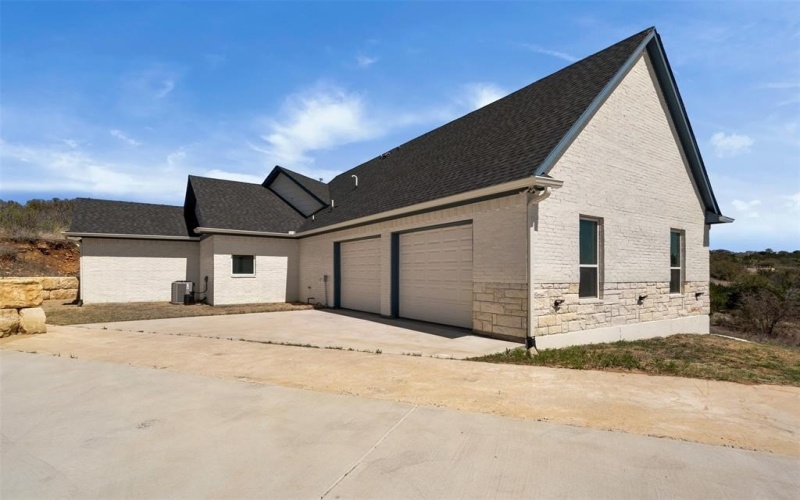 1259 Evening Primrose Drive, Graford, TX 76449, 3 Bedrooms Bedrooms, ,3 BathroomsBathrooms,Residential,For Sale,1259 Evening Primrose Drive,20880904