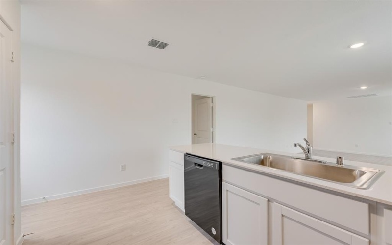 1346 Wedgeleaf Lane, Forney, TX 75126, 3 Bedrooms Bedrooms, ,2 BathroomsBathrooms,Residential,For Sale,1346 Wedgeleaf Lane,20880915