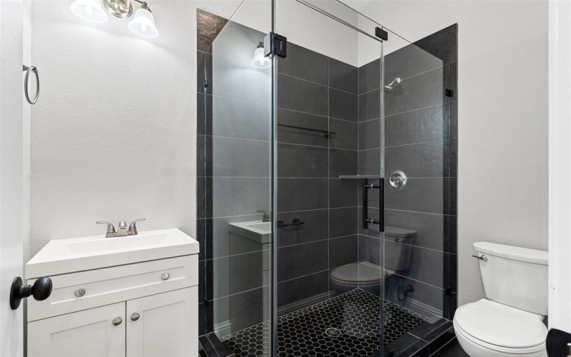 914 E Tucker Street, Fort Worth, TX 76104, 2 Bedrooms Bedrooms, ,2 BathroomsBathrooms,Residential,For Sale,914 E Tucker Street,20881062