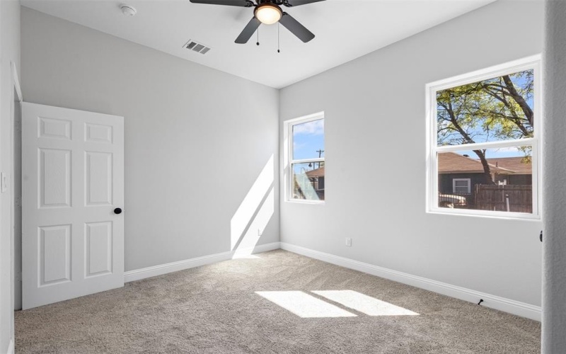 914 E Tucker Street, Fort Worth, TX 76104, 2 Bedrooms Bedrooms, ,2 BathroomsBathrooms,Residential,For Sale,914 E Tucker Street,20881062