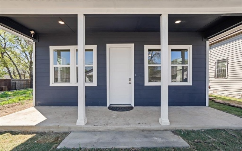 914 E Tucker Street, Fort Worth, TX 76104, 2 Bedrooms Bedrooms, ,2 BathroomsBathrooms,Residential,For Sale,914 E Tucker Street,20881062