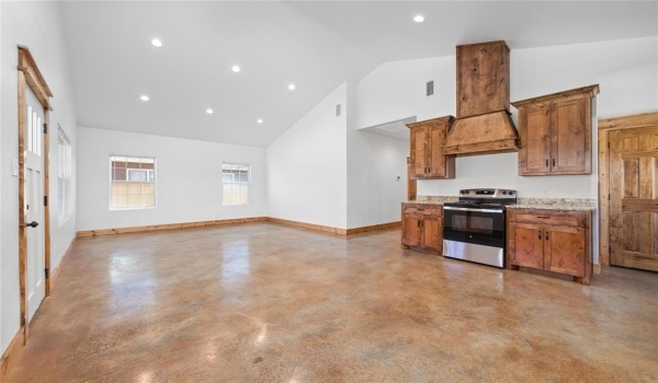 1105 1st Street, Brownwood, TX 76801, 3 Bedrooms Bedrooms, ,2 BathroomsBathrooms,Residential,For Sale,1105 1st Street,20881146