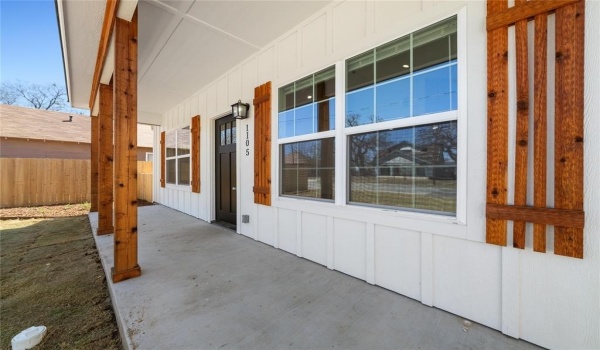 1105 1st Street, Brownwood, TX 76801, 3 Bedrooms Bedrooms, ,2 BathroomsBathrooms,Residential,For Sale,1105 1st Street,20881146
