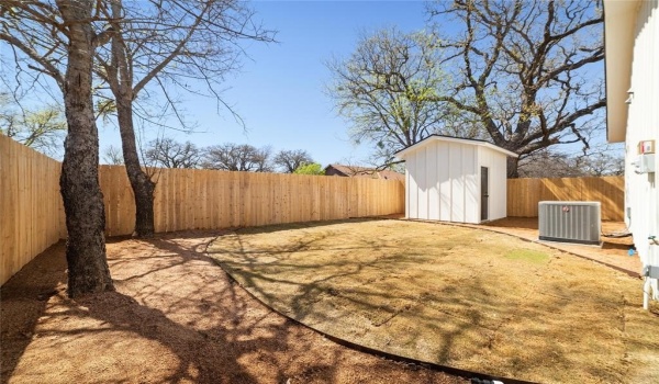 1105 1st Street, Brownwood, TX 76801, 3 Bedrooms Bedrooms, ,2 BathroomsBathrooms,Residential,For Sale,1105 1st Street,20881146