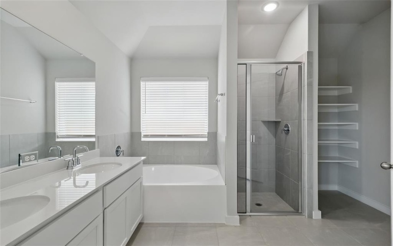 801 Jack Street, McKinney, TX 75407, 4 Habitaciones Habitaciones , ,2 BañosBaños,Residential,En Venta,801 Jack Street,20881177