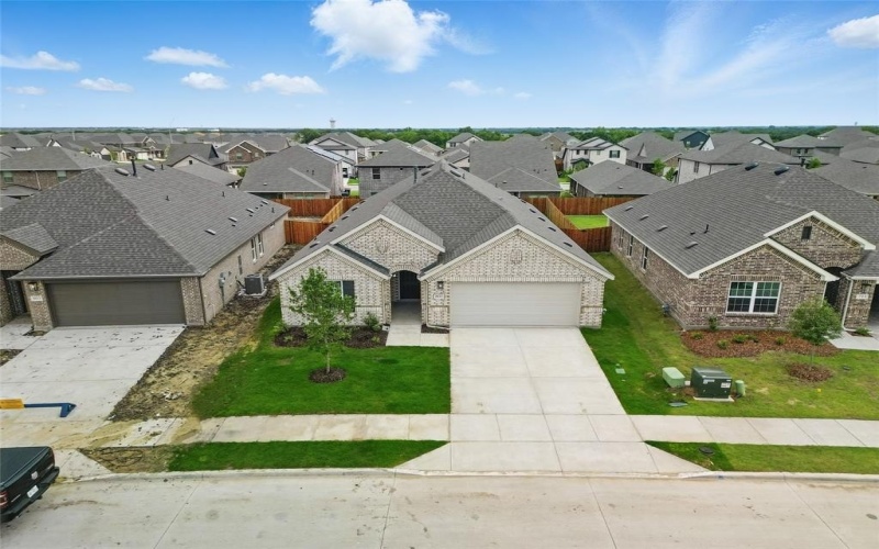 801 Jack Street, McKinney, TX 75407, 4 Habitaciones Habitaciones , ,2 BañosBaños,Residential,En Venta,801 Jack Street,20881177