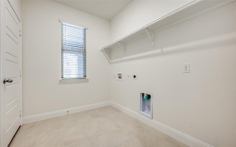 406 Eaton Drive, Justin, TX 76247, 4 Bedrooms Bedrooms, ,2 BathroomsBathrooms,Residential,For Sale,406 Eaton Drive,20881368