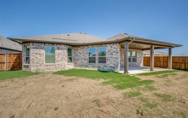 406 Eaton Drive, Justin, TX 76247, 4 Bedrooms Bedrooms, ,2 BathroomsBathrooms,Residential,For Sale,406 Eaton Drive,20881368