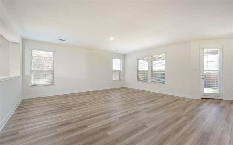 406 Eaton Drive, Justin, TX 76247, 4 Bedrooms Bedrooms, ,2 BathroomsBathrooms,Residential,For Sale,406 Eaton Drive,20881368