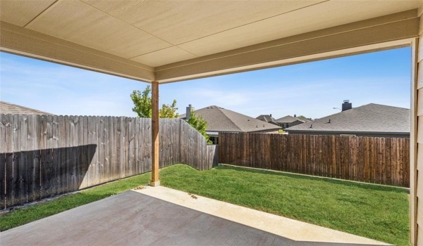 287 Marina Drive, Azle, TX 76020, 4 Bedrooms Bedrooms, ,2 BathroomsBathrooms,Residential Lease,For Rent,287 Marina Drive,20881452
