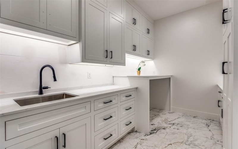 8419 Craighill Avenue, Dallas, TX 75209, 5 Bedrooms Bedrooms, ,5 BathroomsBathrooms,Residential,For Sale,8419 Craighill Avenue,20881466