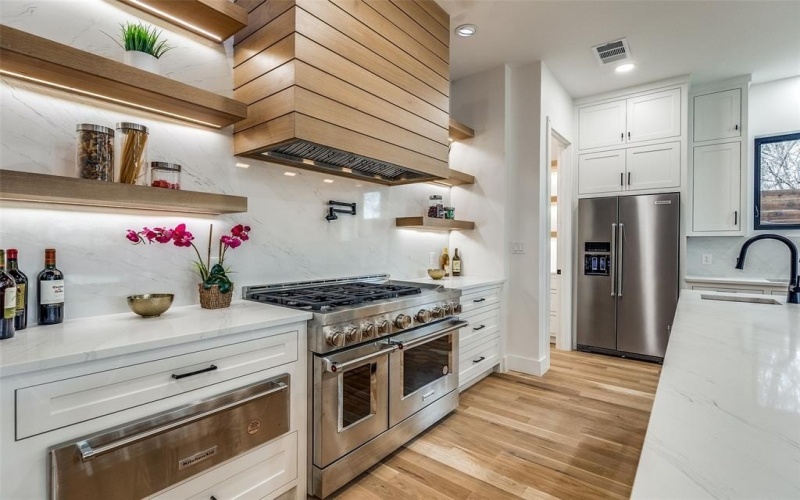 8419 Craighill Avenue, Dallas, TX 75209, 5 Bedrooms Bedrooms, ,5 BathroomsBathrooms,Residential,For Sale,8419 Craighill Avenue,20881466