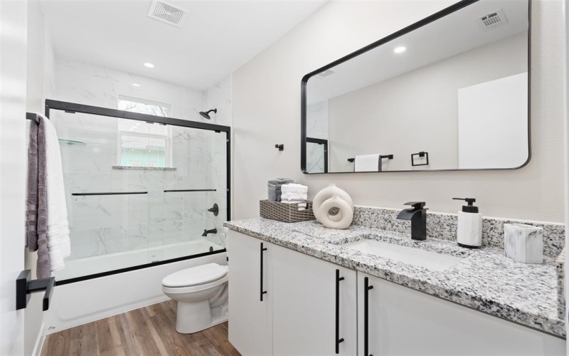 1104 E Cannon Street, Fort Worth, TX 76104, 3 Bedrooms Bedrooms, ,2 BathroomsBathrooms,Residential,For Sale,1104 E Cannon Street,20881640