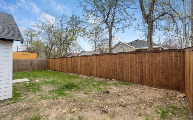 1104 E Cannon Street, Fort Worth, TX 76104, 3 Bedrooms Bedrooms, ,2 BathroomsBathrooms,Residential,For Sale,1104 E Cannon Street,20881640