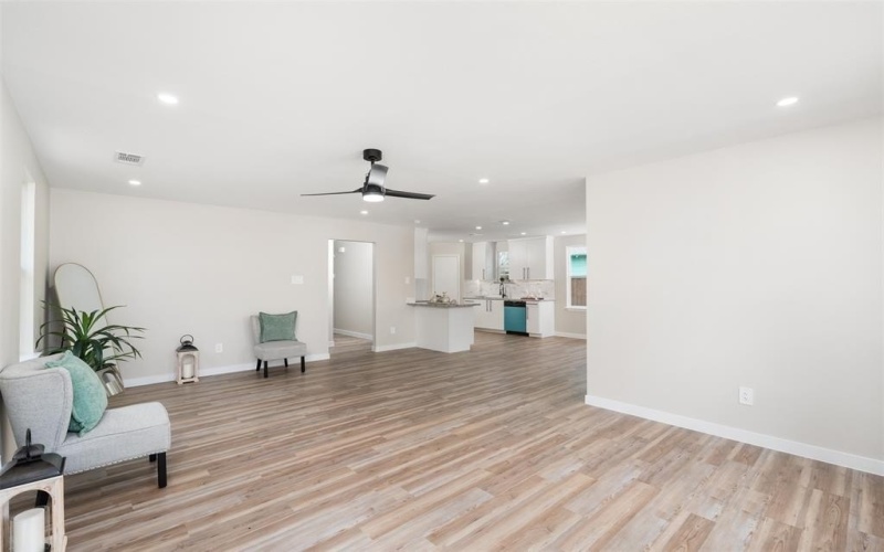 1104 E Cannon Street, Fort Worth, TX 76104, 3 Bedrooms Bedrooms, ,2 BathroomsBathrooms,Residential,For Sale,1104 E Cannon Street,20881640