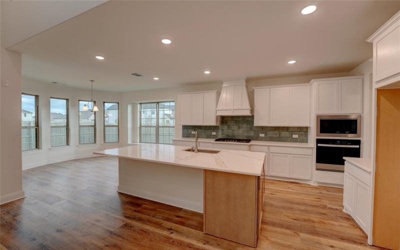 409 Horizon Way, Northlake, TX 76247, 5 Bedrooms Bedrooms, ,5 BathroomsBathrooms,Residential,For Sale,409 Horizon Way,20883469