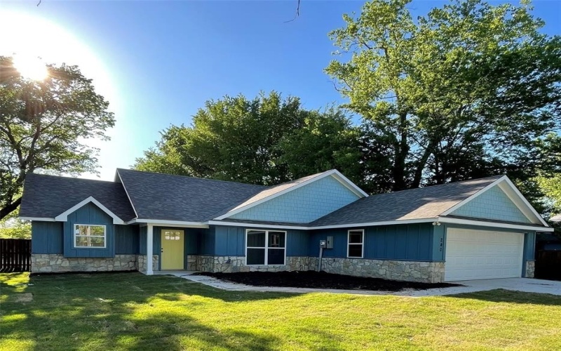 240 Wells Street, Emory, TX 75440, 3 Bedrooms Bedrooms, ,2 BathroomsBathrooms,Residential,For Sale,240 Wells Street,20883488