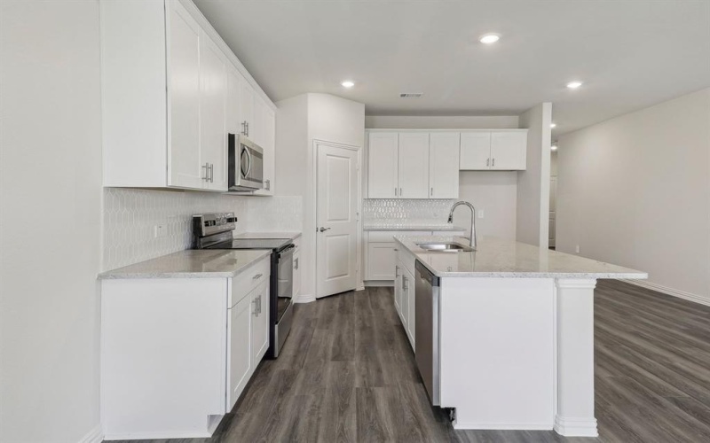 2215 Preakness Drive, Seagoville, TX 75159, 4 Bedrooms Bedrooms, ,3 BathroomsBathrooms,Residential,For Sale,2215 Preakness Drive,20883495