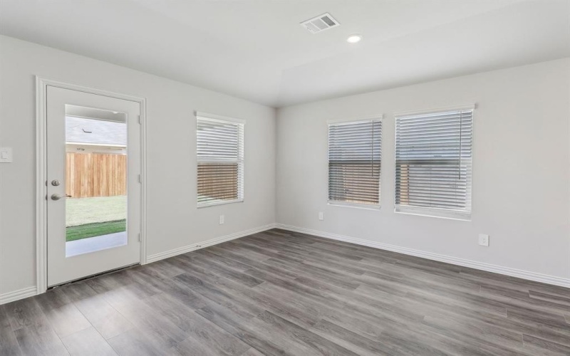 2215 Preakness Drive, Seagoville, TX 75159, 4 Bedrooms Bedrooms, ,3 BathroomsBathrooms,Residential,For Sale,2215 Preakness Drive,20883495