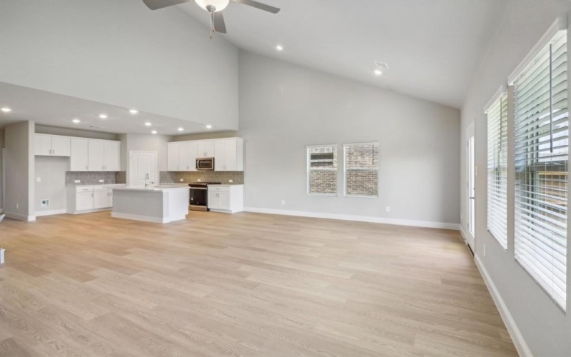 2306 Lone Star Lane, Seagoville, TX 75159, 5 Bedrooms Bedrooms, ,3 BathroomsBathrooms,Residential,For Sale,2306 Lone Star Lane,20883511