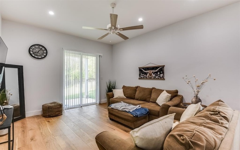 5245 Bill Cody Circle, Log Cabin, TX 75148, 2 Bedrooms Bedrooms, ,2 BathroomsBathrooms,Residential,For Sale,5245 Bill Cody Circle,20881860