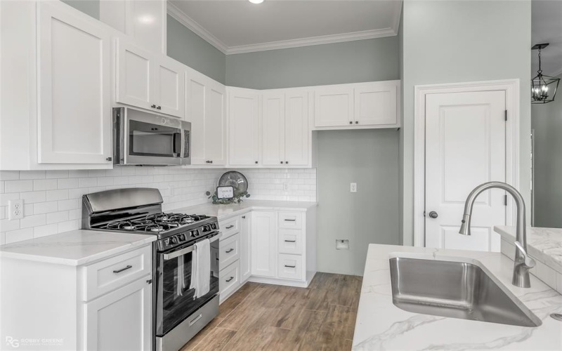 1957 ROSSIE LEE Drive, Bossier City, LA 71112, 3 Bedrooms Bedrooms, ,2 BathroomsBathrooms,Residential,For Sale,1957 ROSSIE LEE Drive,20881894