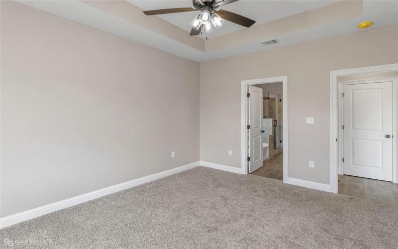1957 ROSSIE LEE Drive, Bossier City, LA 71112, 3 Bedrooms Bedrooms, ,2 BathroomsBathrooms,Residential,For Sale,1957 ROSSIE LEE Drive,20881894