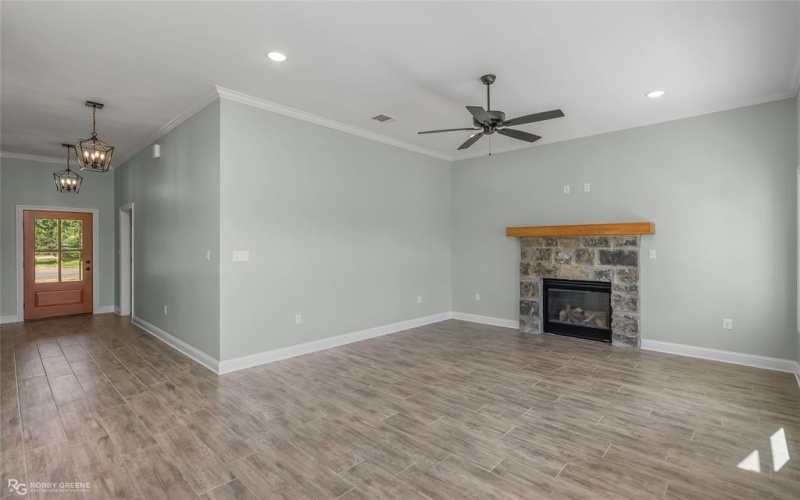 1957 ROSSIE LEE Drive, Bossier City, LA 71112, 3 Bedrooms Bedrooms, ,2 BathroomsBathrooms,Residential,For Sale,1957 ROSSIE LEE Drive,20881894